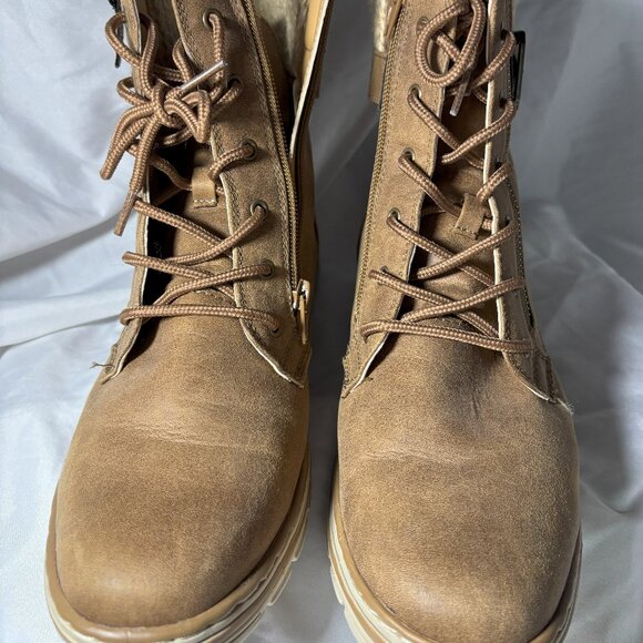 Women's Kelsey ankle bootie by Cliffs. Size 9 1/2 medium - Picture 1 of 8